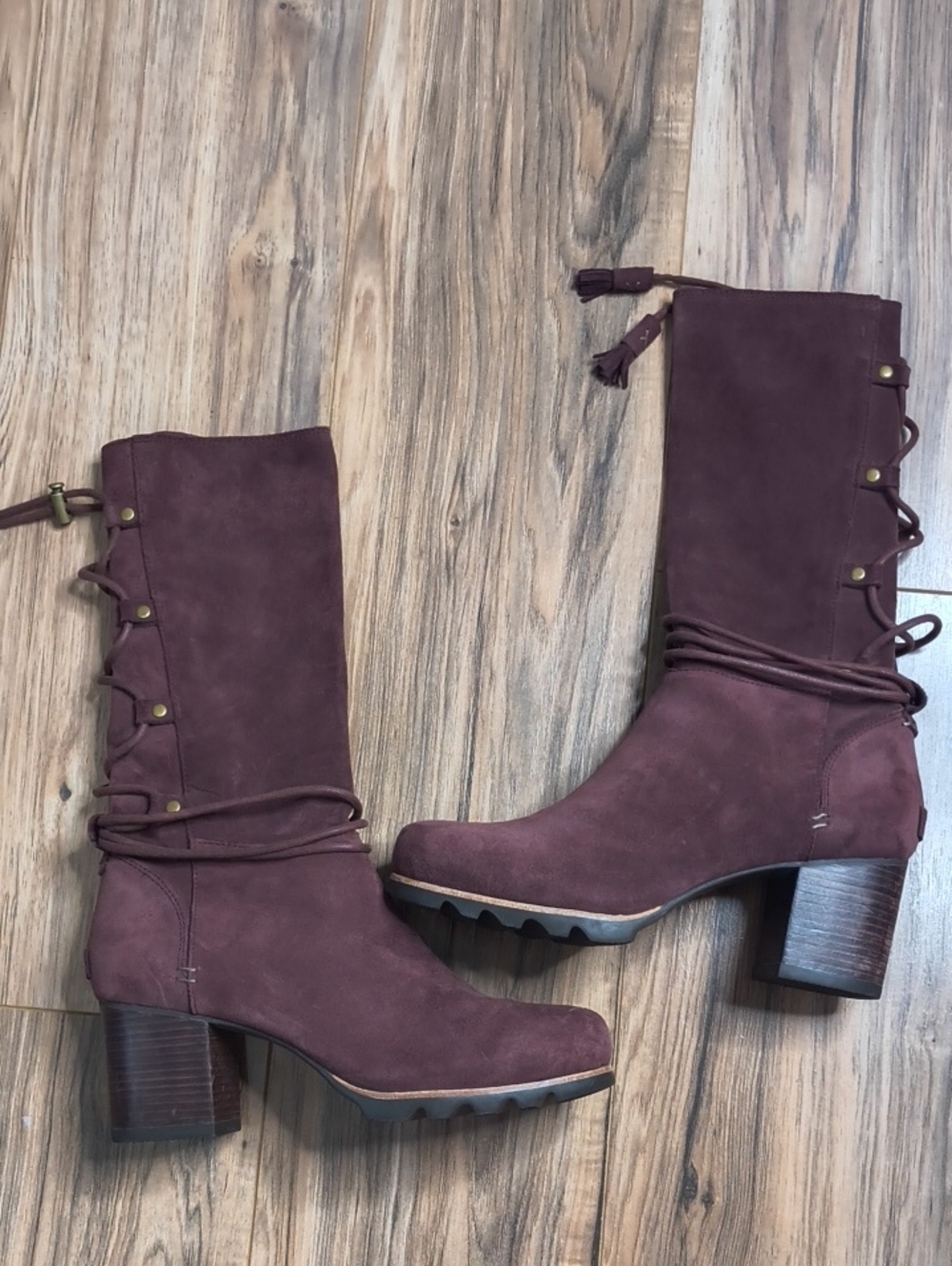 Sorel Farah Suede Lace Up Heeled Boots